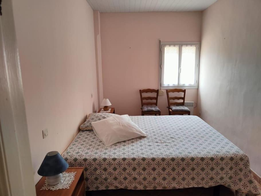 Вилла Casa Bretalunya Benissanet Экстерьер фото