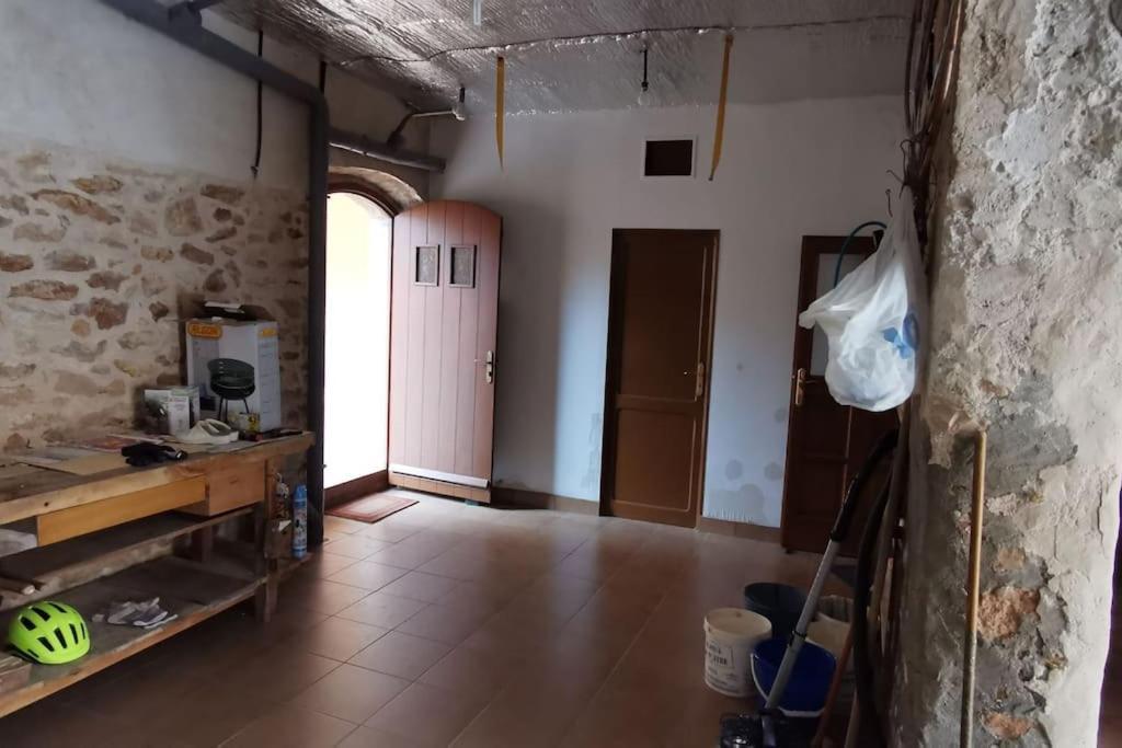 Вилла Casa Bretalunya Benissanet Экстерьер фото